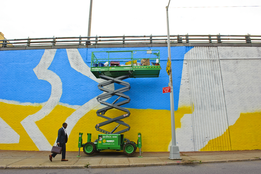 MOMO Mural at York Street